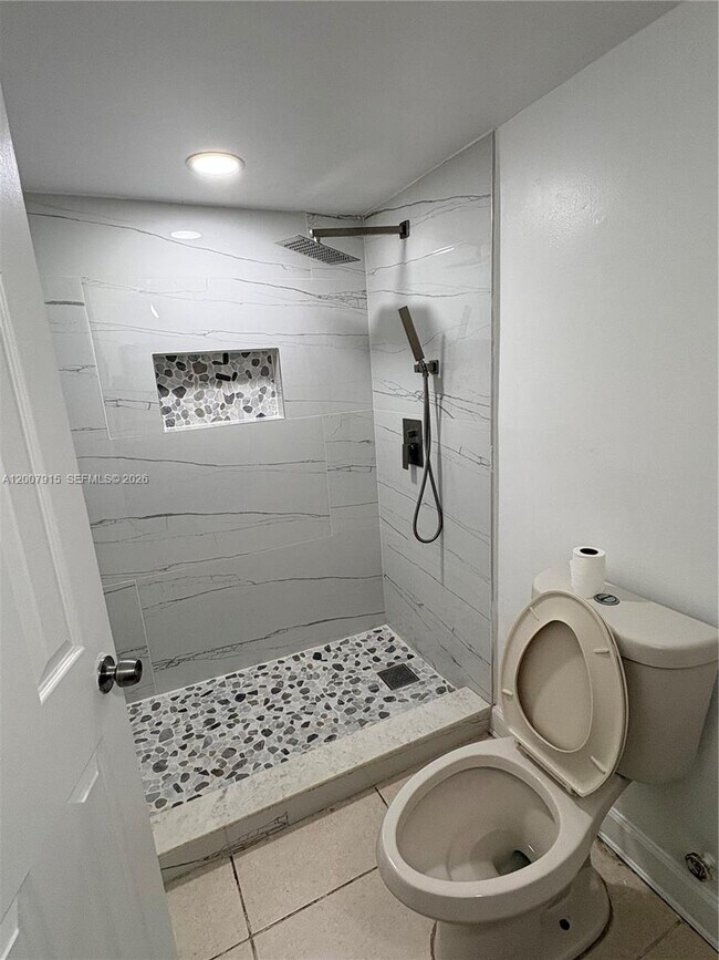 Building Photo - 17600 NW 68th Ave