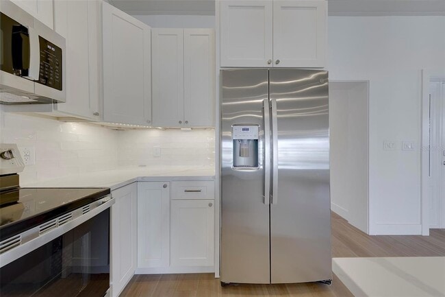Building Photo - 210 176th Terrace E