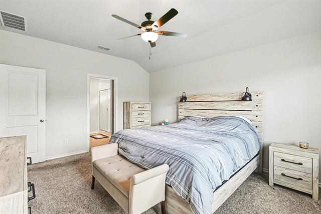 Building Photo - 513 Bronze Cir W