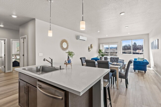 Building Photo - 10613 Lingonberry Rd