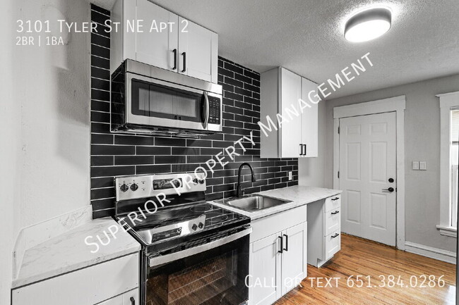Building Photo - 3101 NE Tyler St