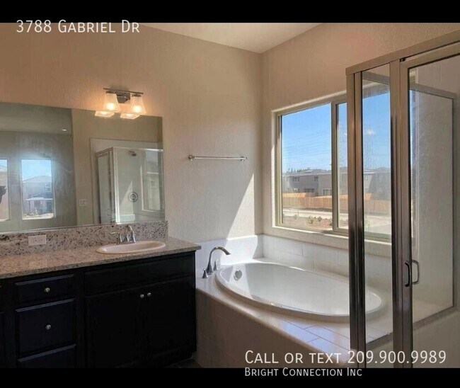Building Photo - 3788 Gabriel Dr