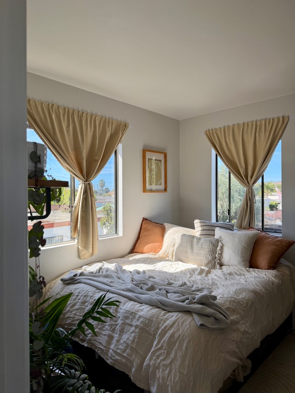 Building Photo - 310 W Simpson St