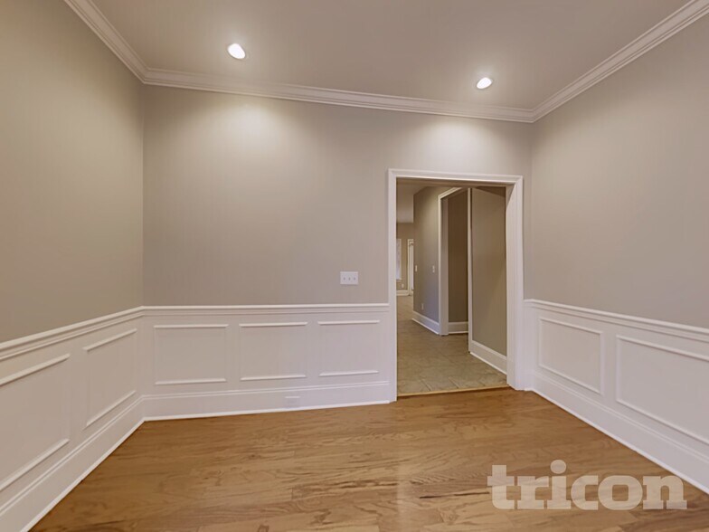 Building Photo - 2655 James Edmon Ct