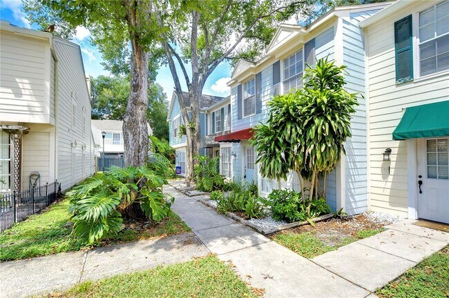 Building Photo - 13937 Fletchers Mill Dr