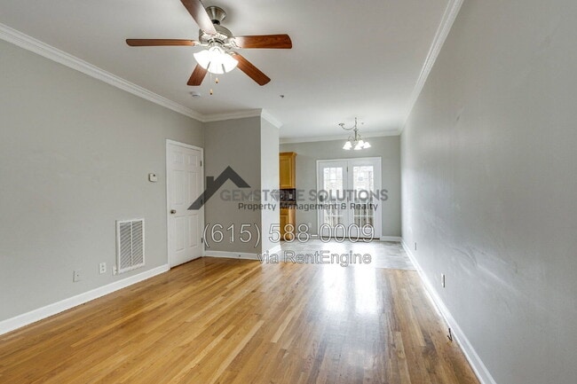 Building Photo - 1012 McKenna Dr