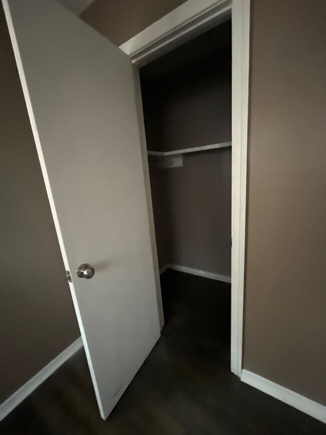 Building Photo - 1614 58th St