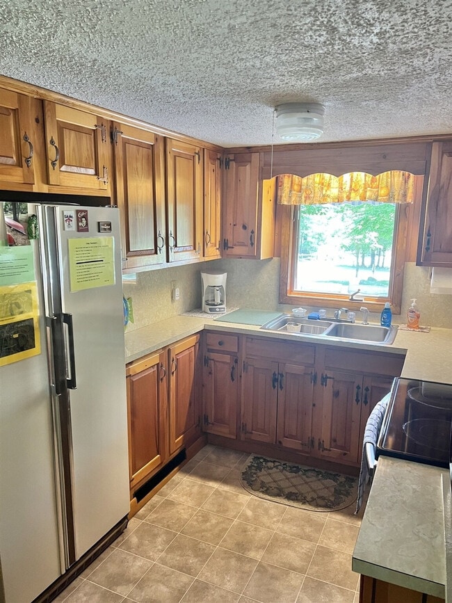 Building Photo - 24 Bayou Rd