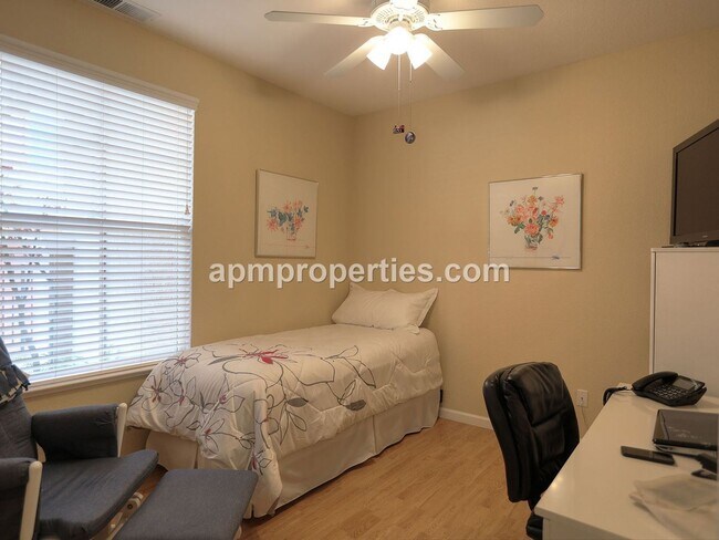 Building Photo - 3 br, 3 bath House - 1320 Sutter Creek Lane