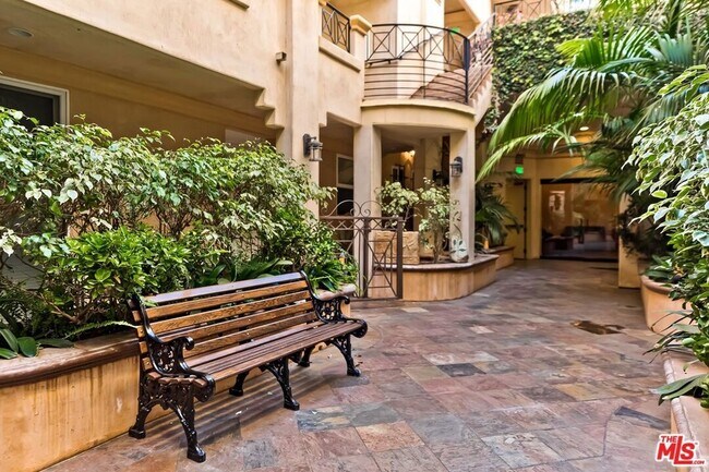 Building Photo - 16123 W Sunset Blvd