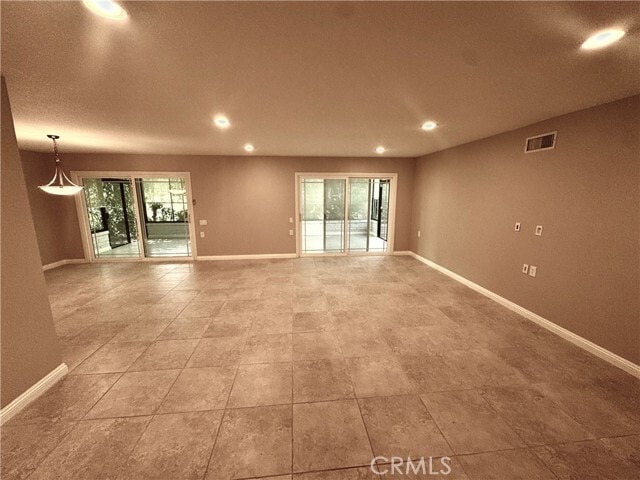 Building Photo - 5260 Duenas