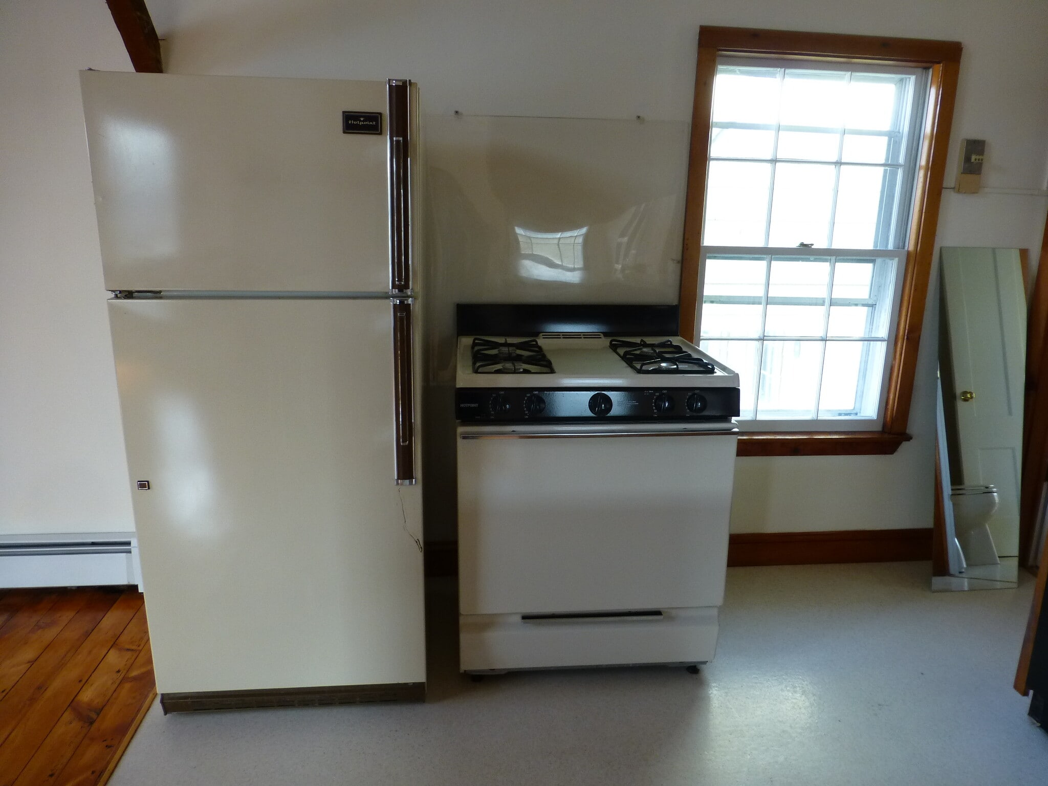 Building Photo - 529 Quinnipiac Ave