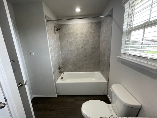 Building Photo - Luxury 3/2.5 Townhouse in NBTX