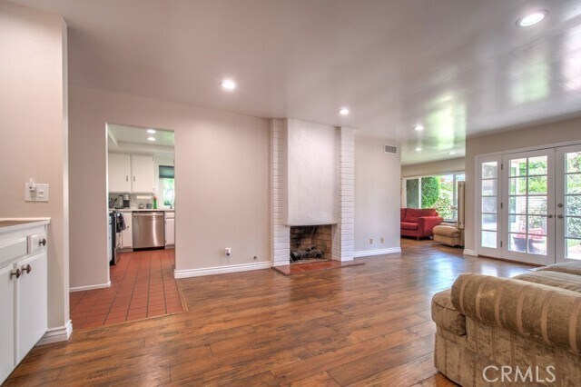 Building Photo - 17252 Citron