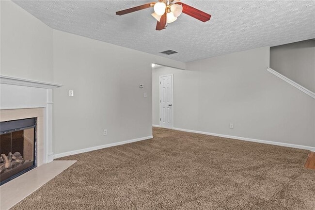 Building Photo - 1483 Little Creek Dr
