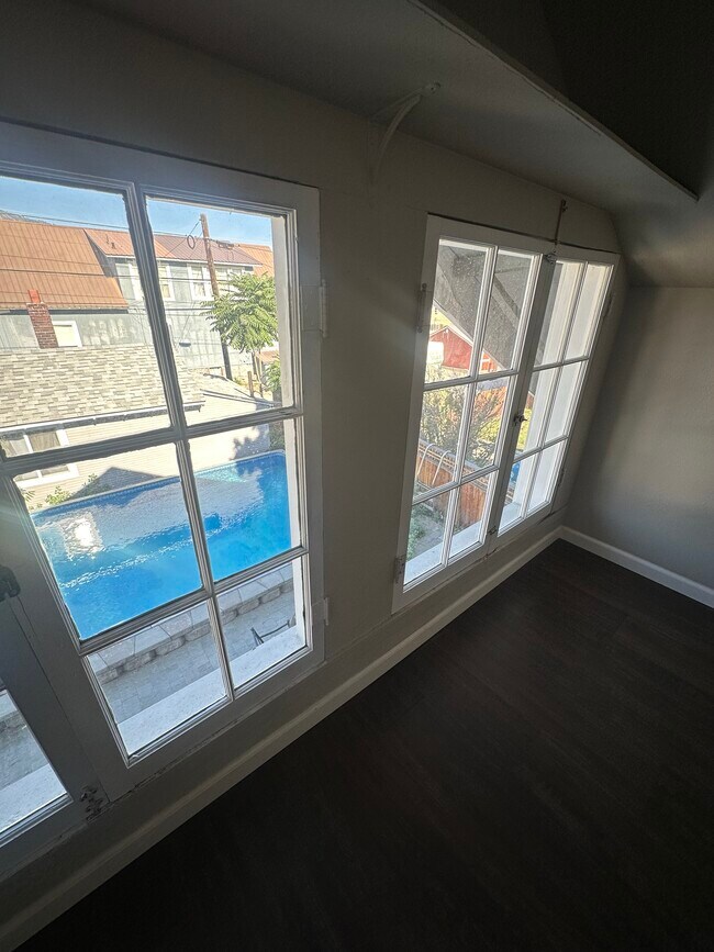 Building Photo - 2 N Delaware Ave