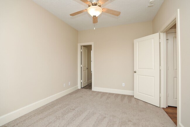 Building Photo - 1205 Birdsall St