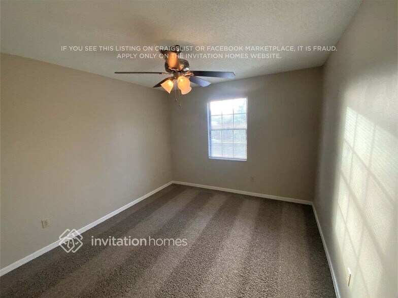 Building Photo - 920 Ridgeway Ct