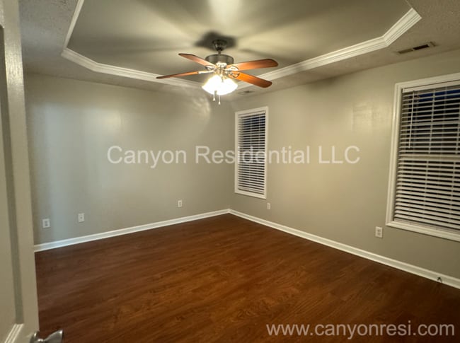 Building Photo - 1441 Aultroy Dr