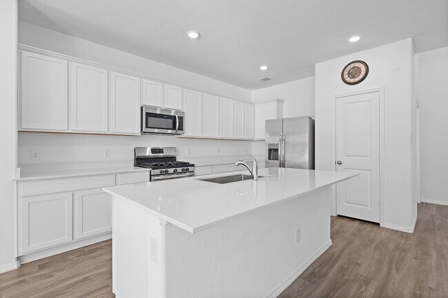 Building Photo - 23810 Maida View Trl