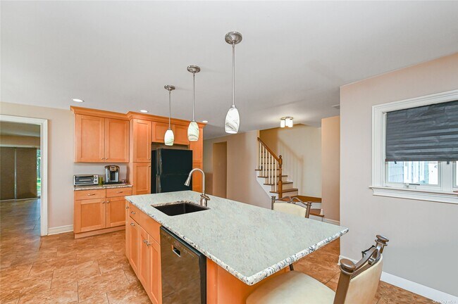 Building Photo - 316 Kimberly Pl