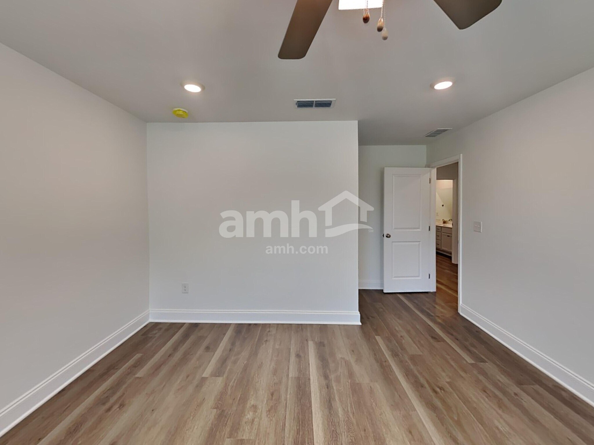 Building Photo - 228 Argea Dr