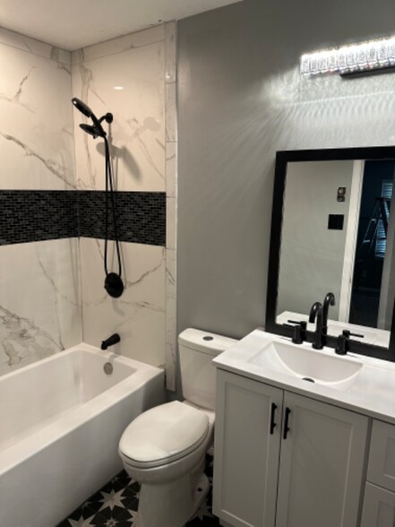 Building Photo - 5933 Duggins Cove Pl