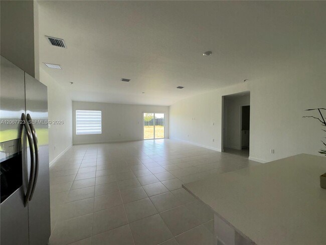 Building Photo - 17376 SW 285th St