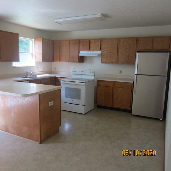 Building Photo - 908 Allen Dr