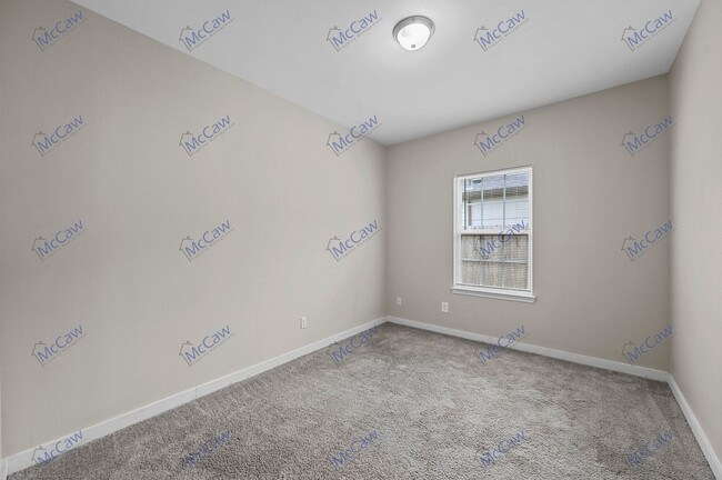 Building Photo - 4615 Cherbourg St