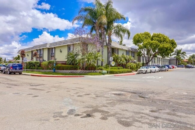 Building Photo - 6602 Beadnell Way