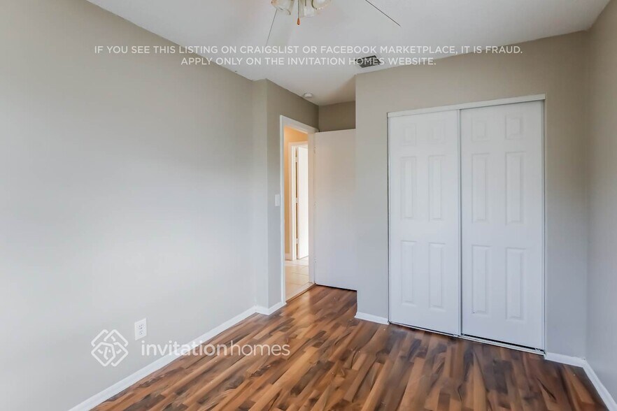 Building Photo - 6630 NW 24th Ct