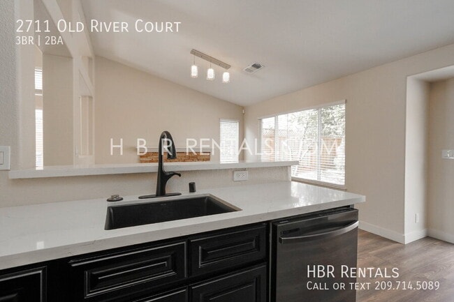 Building Photo - 2711 Old River Ct