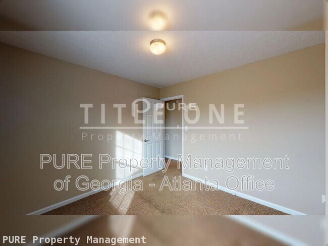 Building Photo - 177 Majesty Dr