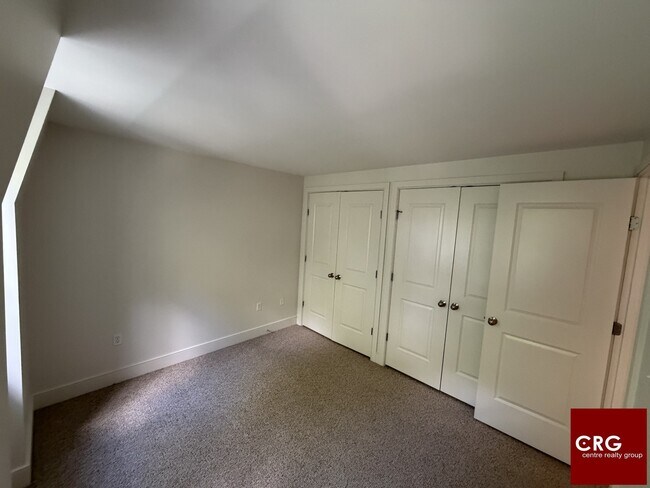 Building Photo - 104-106 Second St. Unit U10