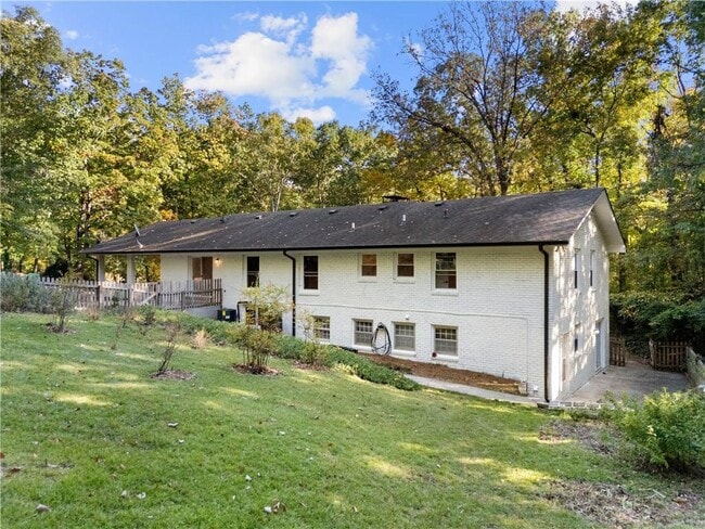 Building Photo - 6511 Vernon Woods Dr NE