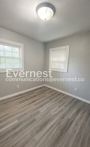 Building Photo - 4806 Gum Springs Rd