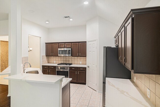 Building Photo - 87 N Veranda Ridge Dr