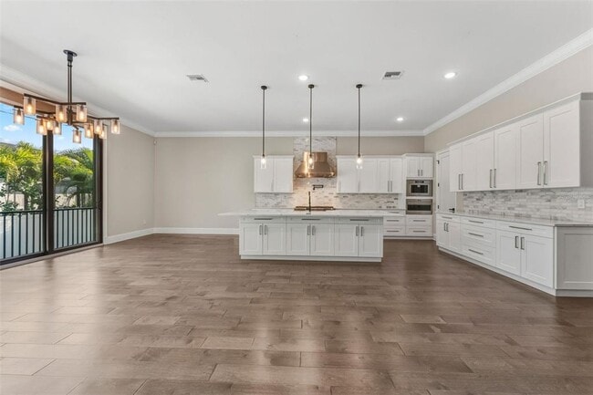 Building Photo - 481 W Davis Blvd