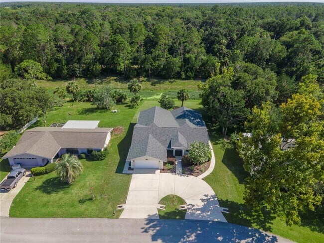 Building Photo - 10 Blyth Pl