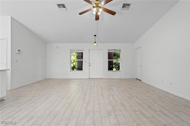 Building Photo - 2613 39th St SW