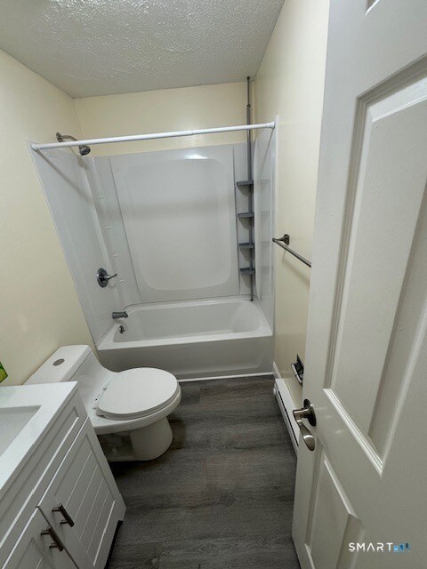 Building Photo - 15 -2 Kent Ct