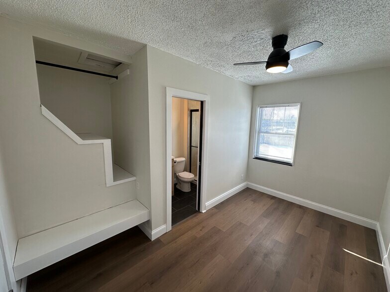 Building Photo - 1403 S Ohio Ave