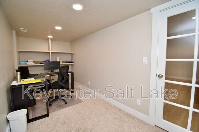 Building Photo - 2101 Plum Harvest Way