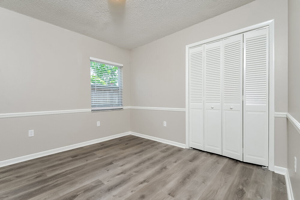 Building Photo - 6013 Crickethollow Dr