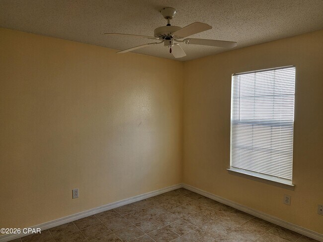 Building Photo - 226 Summerwood Dr