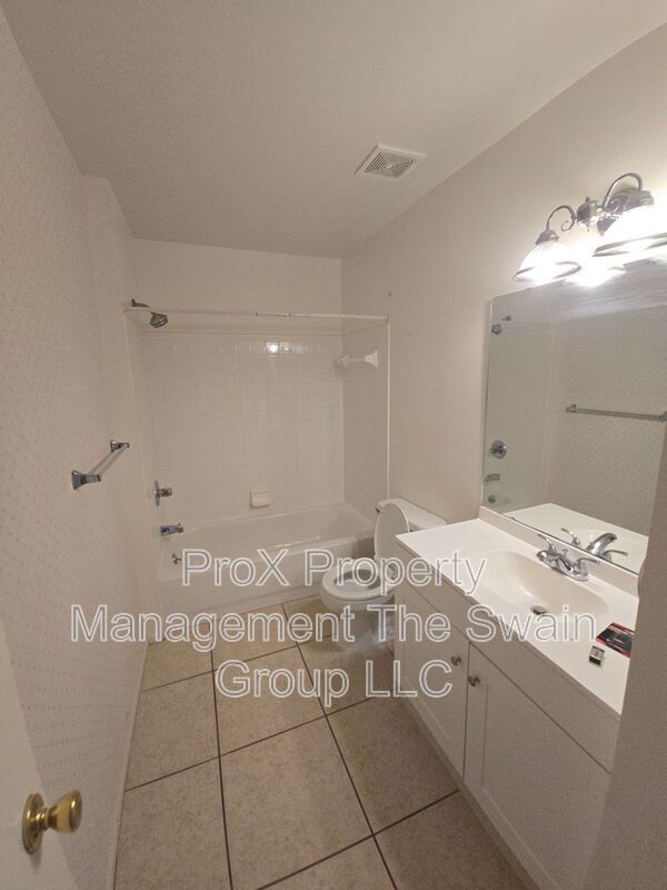 Building Photo - 151 Winter Ridge Dr