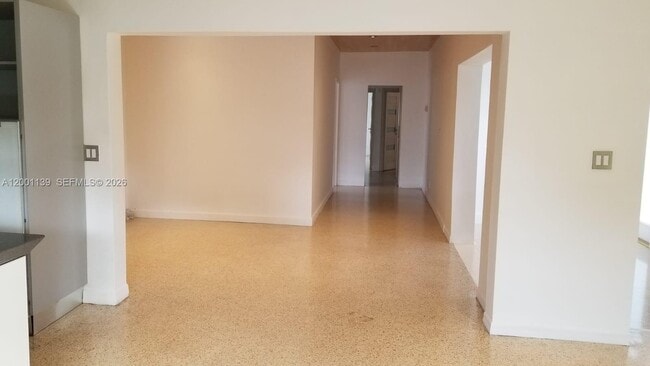 Building Photo - 625 93rd St