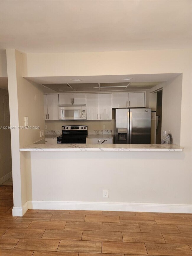 Building Photo - 12305 NW 11th Ct