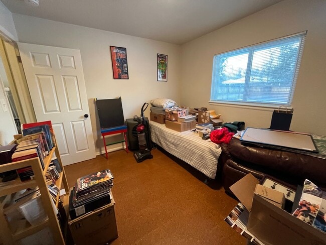 Building Photo - Wonderful Home Near City Park